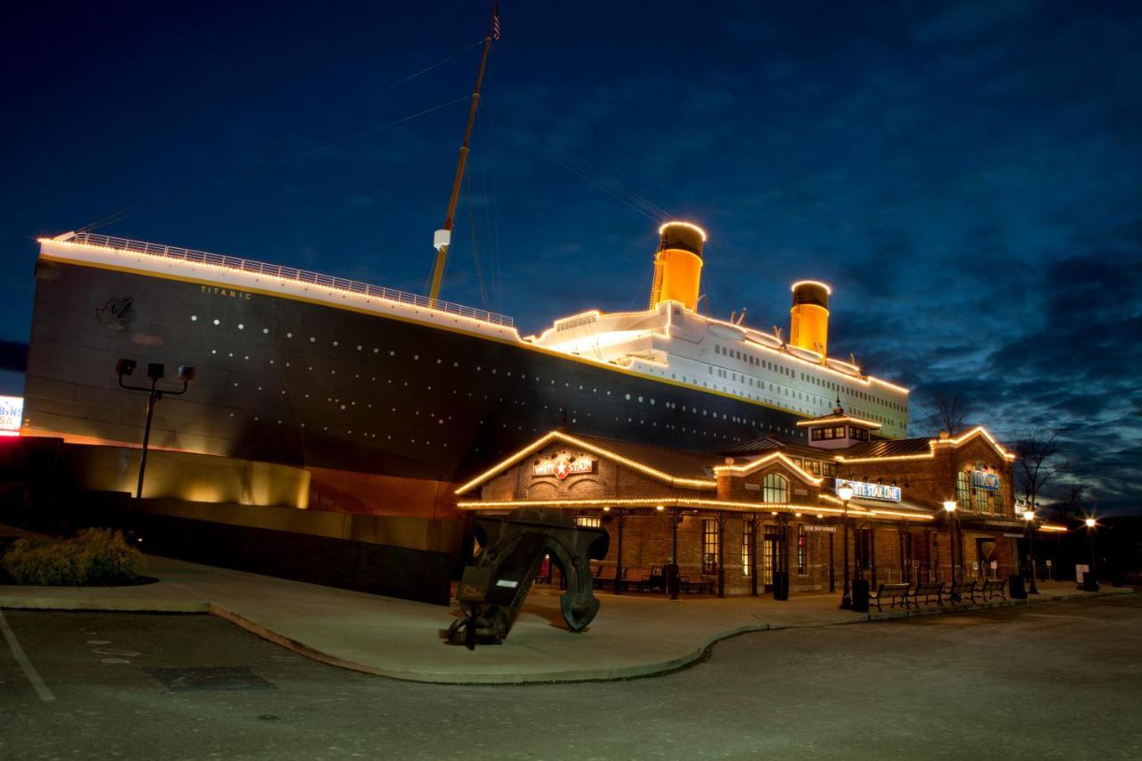 The Nut House, Hot Tub, Game Room, Wifi, 1089 Free Tickets Each Paid Day, Dollywood And More! Pigeon Forge Exterior photo